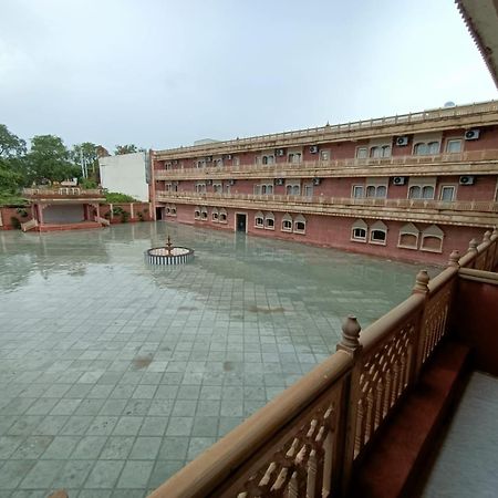 Hotel Rajwada Palace Orchha Exterior photo