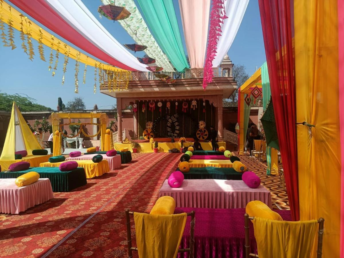 Hotel Rajwada Palace Orchha Exterior photo