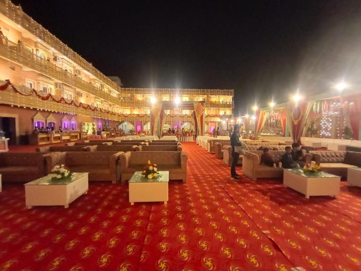 Hotel Rajwada Palace Orchha Exterior photo